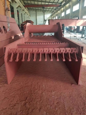 800 TPH سنگ شکن فکی Grizzly Feeder ZSW6000X1300 Vibrating Grizzly Screen Feeder
