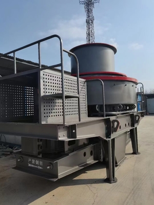 سنگ شکن ضربه ای شفت عمودی 200 TPH 110Kw دستگاه سنگ شکن ساخت شن و ماسه سیلیس