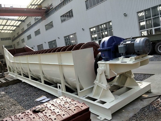11KW*2 Sand Sieve Screen Vibrating Machine 240 TPH Gravel Screw Spiral ظرفیت بزرگ