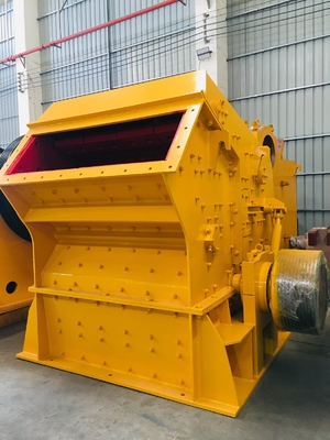 سنگ شکن ضربه ای معدن افقی موبایل دولومیت PF1315 خاکستری آهنی سفید آبی