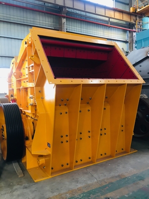 ماشین آلات سنگ شکن ضربه ای موبایل PF1320 315Kw سنگ ماشین آلات پردازش سنگ