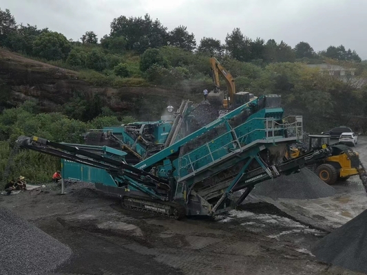 سنگ شکن دست دوم 500 TPH کارکرده موبایل سنگ شکن 550SR Track Mounted Stone Stone Crusher ساخت 2020